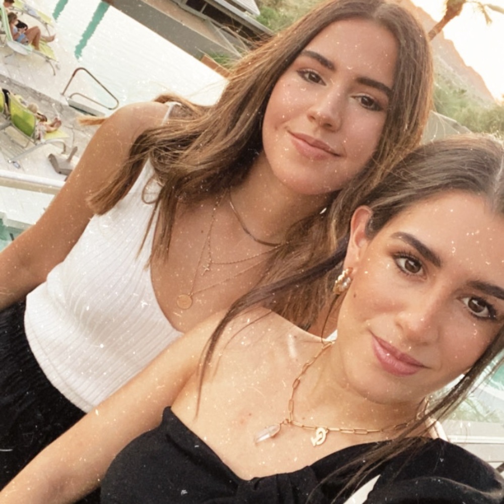 Meet your Posher, Paola